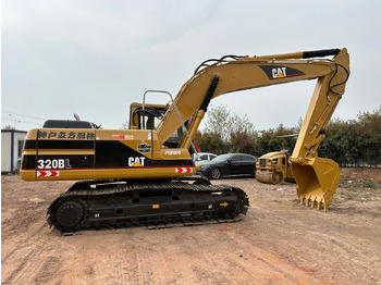 Crawler excavator CAT 320BL crawler excavator: picture 3