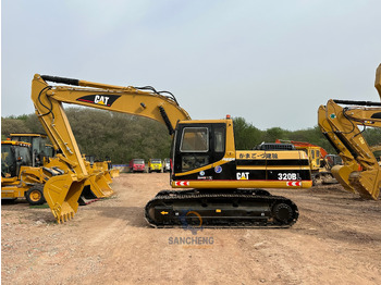 Crawler excavator CATERPILLAR 320BL: picture 4