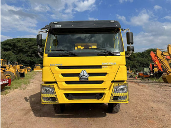 Tipper SINOTRUK HOWO