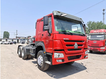 Tractor unit SINOTRUK HOWO
