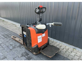 Pallet truck BT LPE200: picture 3