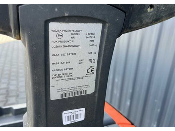 Pallet truck BT LPE200: picture 4