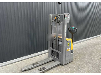 Stacker JUNGHEINRICH EJC