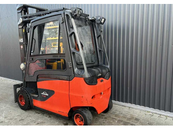 Electric forklift Linde E30HL-01/600: picture 3