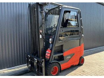 Electric forklift LINDE E