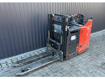 Stacker LINDE L12