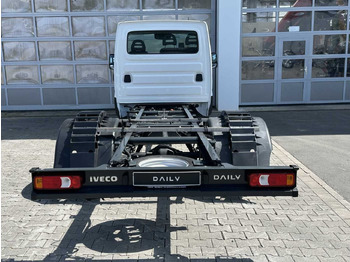 Cab chassis truck Iveco Daily 50C18 H 3.0L *R4.350mm*Klima*: picture 4