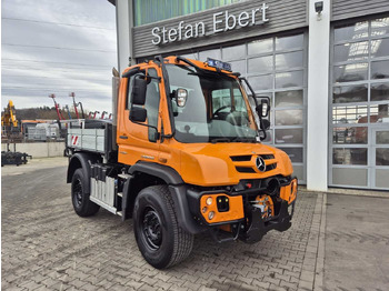 Leasing of  Mercedes-Benz Unimog U423 4x4 Hydrostat Zapfwelle Mercedes-Benz Unimog U423 4x4 Hydrostat Zapfwelle: picture 3
