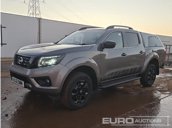 Pickup truck NISSAN Navara