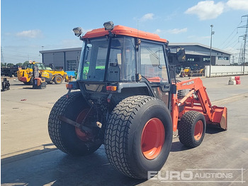 Compact tractor Kubota L4200: picture 5
