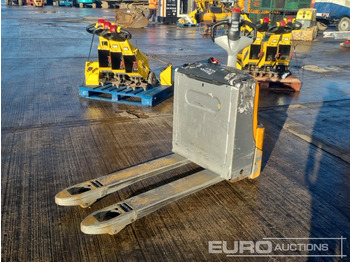 Material handling equipment STILL