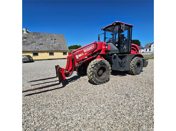 Skid steer loader