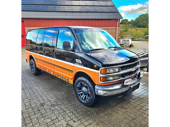 Passenger van CHEVROLET