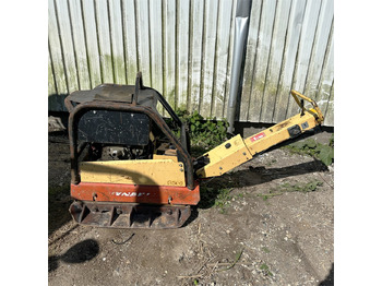 Vibratory plate DYNAPAC