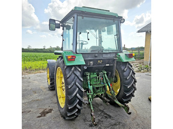 Farm tractor John Deere 2850 MFWD: picture 4 Farm tractor John Deere 2850 MFWD: picture 4