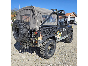 SUV Land Rover Defender 90: picture 4