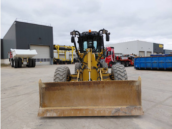 Grader CAT 120-14: picture 3