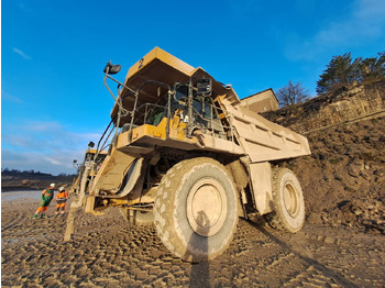 Rigid dumper/ Rock truck CATERPILLAR 777