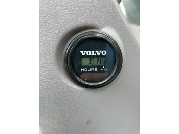 Crawler excavator VOLVO CONSTRUCTION EQUIPMENT EC140: picture 5 Crawler excavator VOLVO CONSTRUCTION EQUIPMENT EC140: picture 5