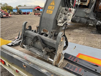 Telescopic handler LIEBHERR T55-7S: picture 5