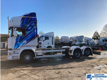 Cab chassis truck Scania R730 6X2 ONLY PARTS: picture 3