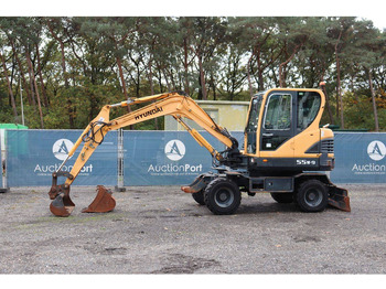 Wheel excavator HYUNDAI