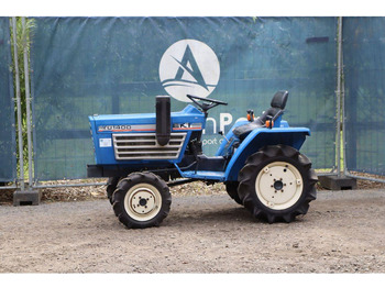 Farm tractor ISEKI