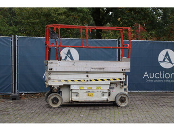 Scissor lift JLG