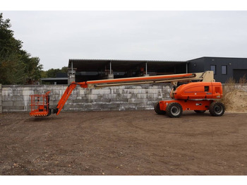 Telescopic boom JLG