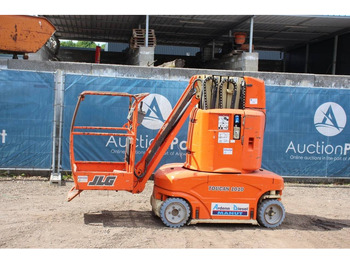 Aerial platform JLG