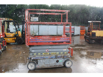 Scissor lift SKYJACK