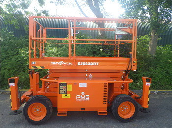 Scissor lift SKYJACK