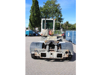 Terminal tractor Terberg YT222: picture 4