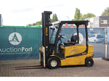 Electric forklift YALE