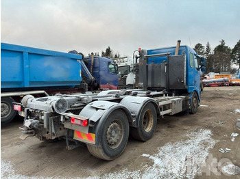 Hook lift truck VOLVO FH 420 6*2: picture 4 Hook lift truck VOLVO FH 420 6*2: picture 4