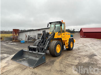 Wheel loader VOLVO L90C