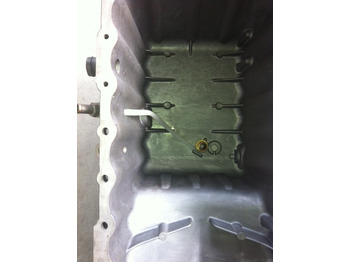 Oil pan for Truck MERCEDES A4570142902 - COPPA OLIO MOTORE MERCEDES OM457: picture 2