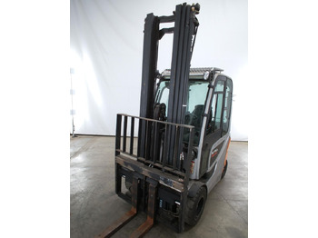 Electric forklift STILL RX60