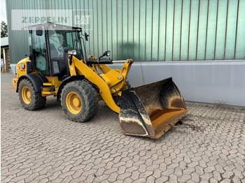 Wheel loader CATERPILLAR 908M