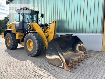 Wheel loader CATERPILLAR 938M