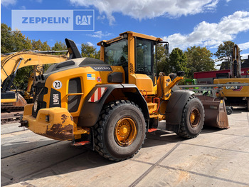 Wheel loader Volvo L90: picture 3
