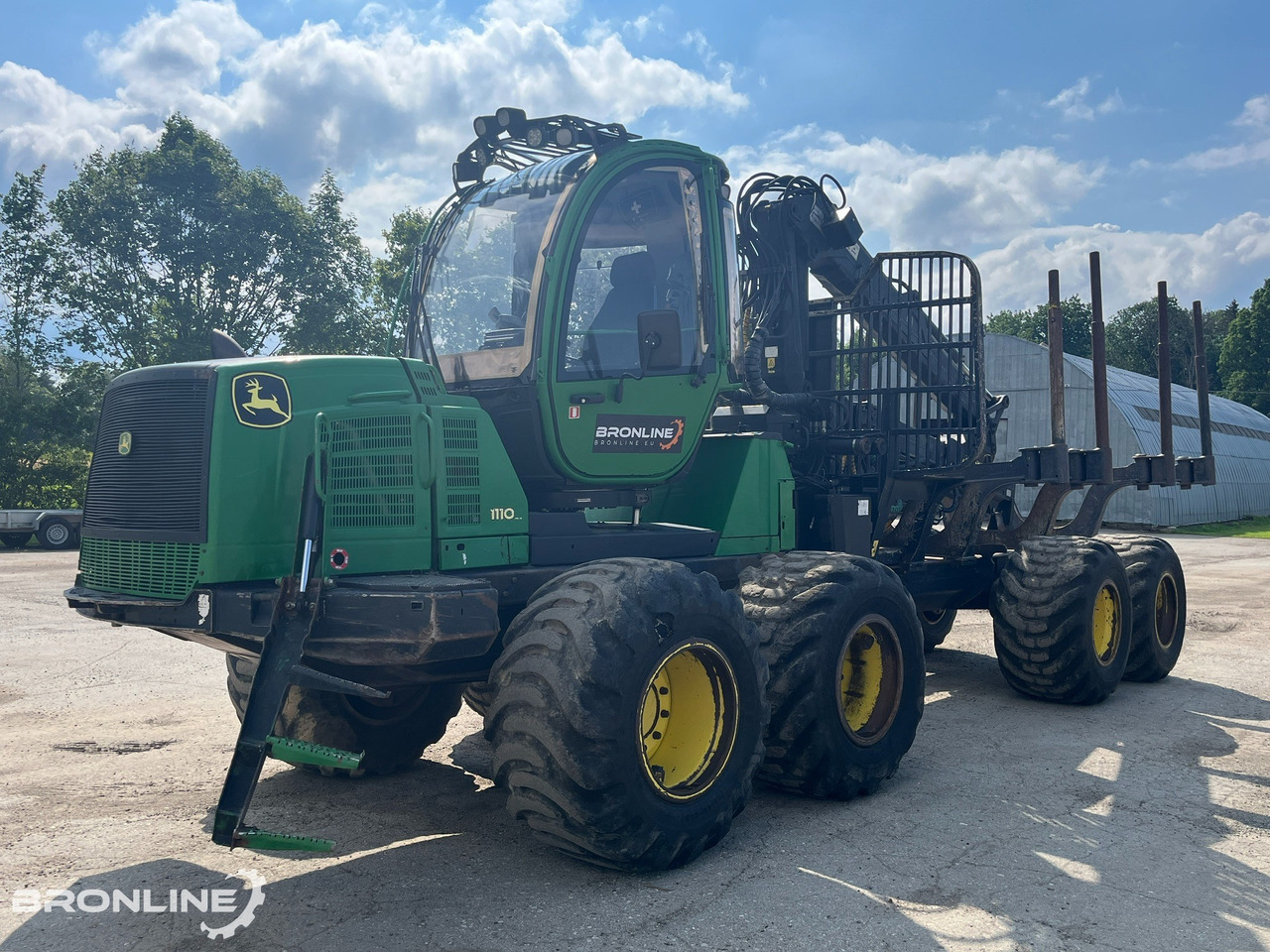 2010 John Deere 1110E Forwarder 8x8 - Forwarder: picture 4 2010 John Deere 1110E Forwarder 8x8 - Forwarder: picture 4