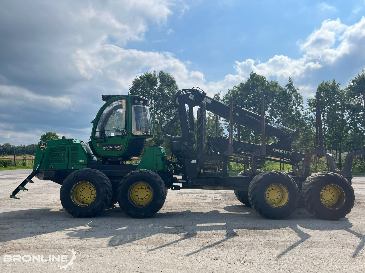 2010 John Deere 1110E Forwarder 8x8 - Forwarder: picture 5 2010 John Deere 1110E Forwarder 8x8 - Forwarder: picture 5