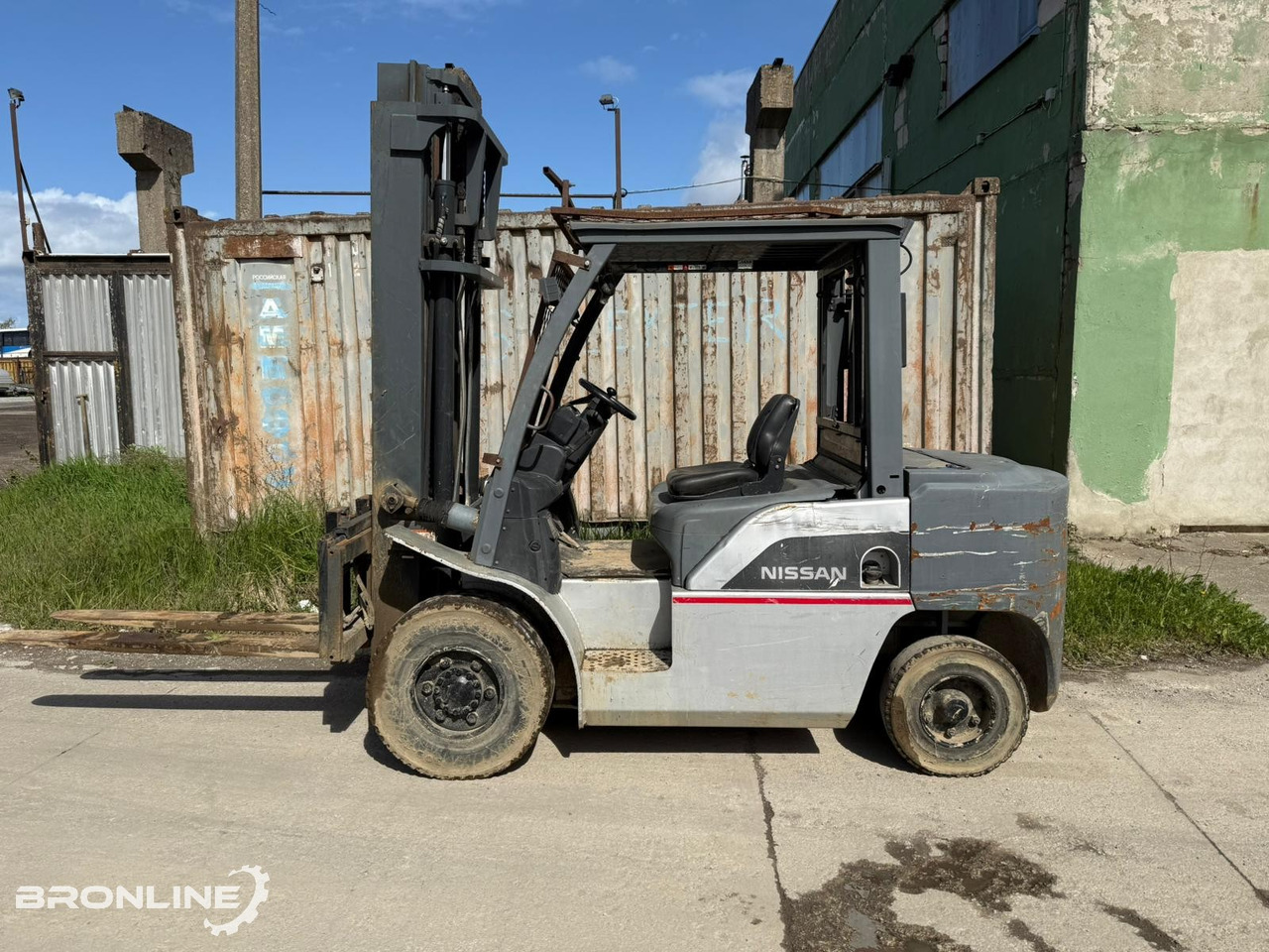 2011 Nissan GX45 61kW 4,5t - Diesel forklift: picture 1 2011 Nissan GX45 61kW 4,5t - Diesel forklift: picture 1