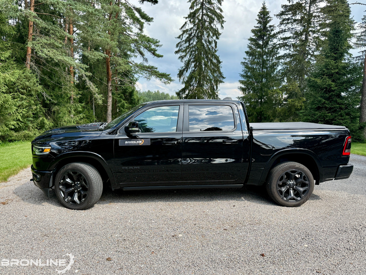 2021 RAM 1500 Limited 3.0d 194kW Crew Cab 4X4 N1 - Pickup truck: picture 3 2021 RAM 1500 Limited 3.0d 194kW Crew Cab 4X4 N1 - Pickup truck: picture 3