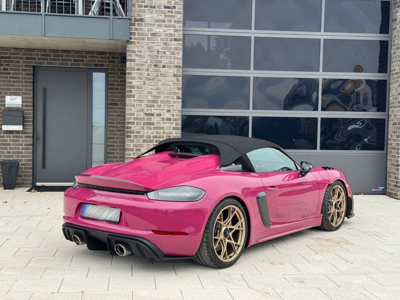 Convertible Porsche Boxster 718 Spyder RS WEISSACH LIFT: picture 11 Convertible Porsche Boxster 718 Spyder RS WEISSACH LIFT: picture 11