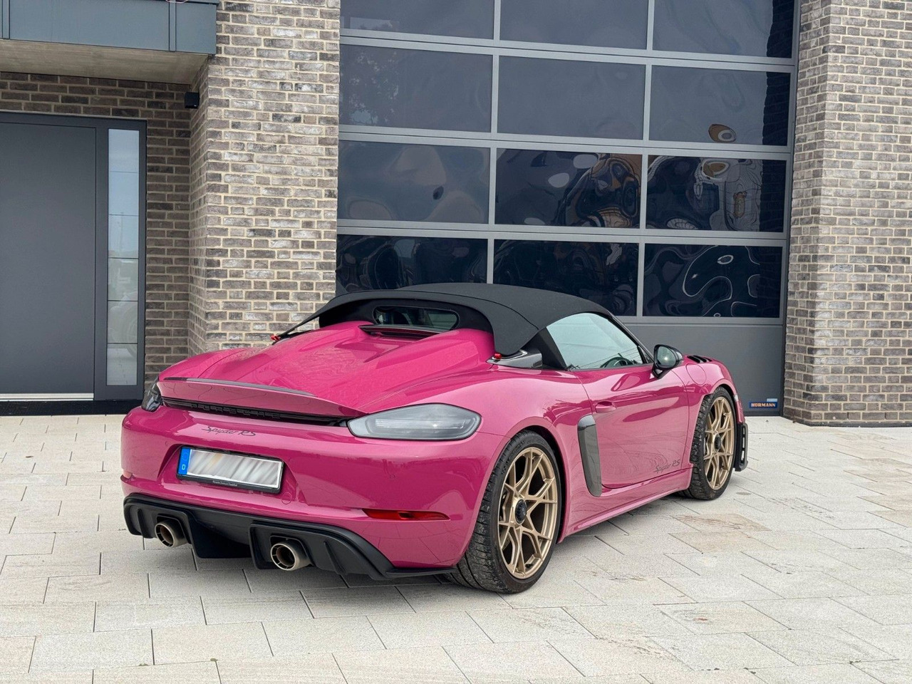 Convertible Porsche Boxster 718 Spyder RS WEISSACH LIFT: picture 7 Convertible Porsche Boxster 718 Spyder RS WEISSACH LIFT: picture 7