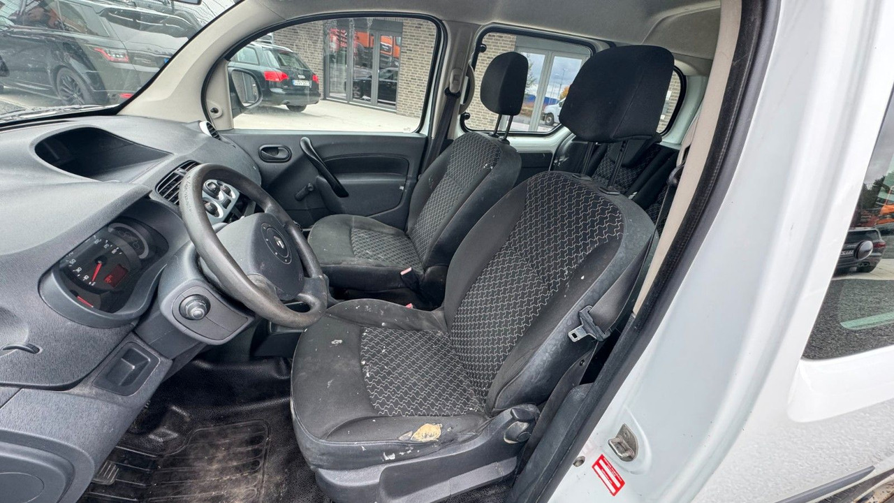 Car Renault Kangoo Mehrzweckfahrzeug 1.6 Benzin: picture 8 Car Renault Kangoo Mehrzweckfahrzeug 1.6 Benzin: picture 8