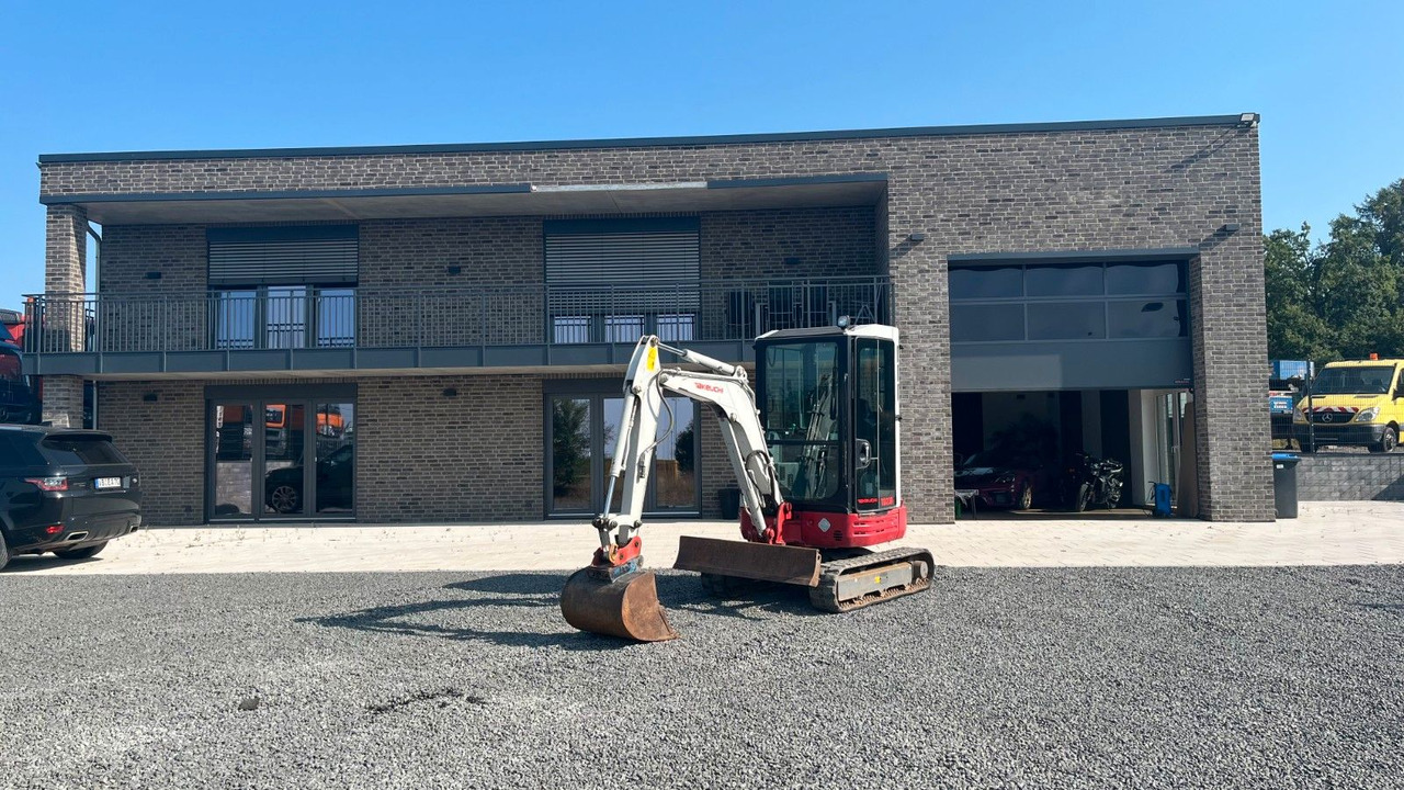 Takeuchi TB23R Minibagger 2670 Kg Takeuchi TB23R Minibagger 2670 Kg - Mini excavator: picture 1 Takeuchi TB23R Minibagger 2670 Kg Takeuchi TB23R Minibagger 2670 Kg - Mini excavator: picture 1