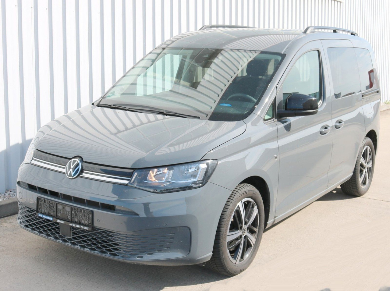 Volkswagen Caddy Life 2.0 TDI App Connect NAVI super Ausst. - Car: picture 1 Volkswagen Caddy Life 2.0 TDI App Connect NAVI super Ausst. - Car: picture 1